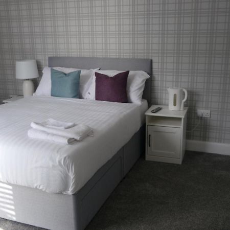 Caledonian Rooms เบลส์ฮิลล์ ภายนอก รูปภาพ
