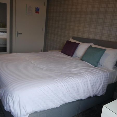 Caledonian Rooms เบลส์ฮิลล์ ภายนอก รูปภาพ