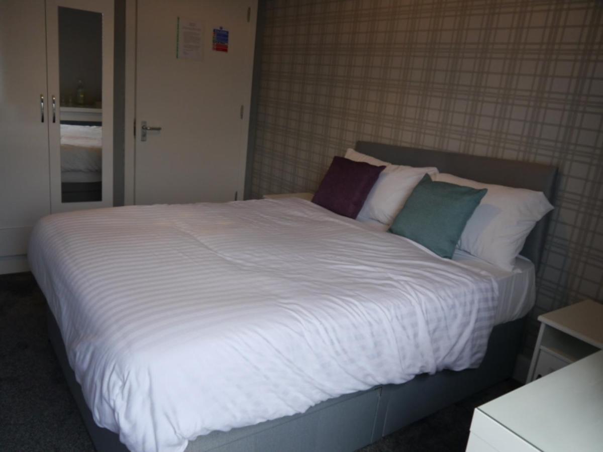 Caledonian Rooms เบลส์ฮิลล์ ภายนอก รูปภาพ